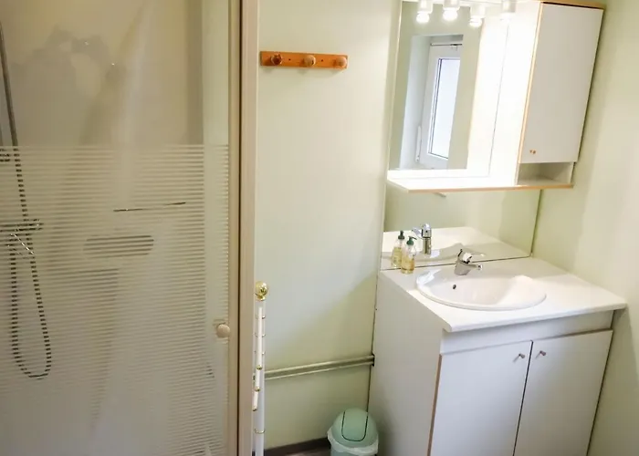 Apartment Residence Jaune Et Rose-2 By Interhome